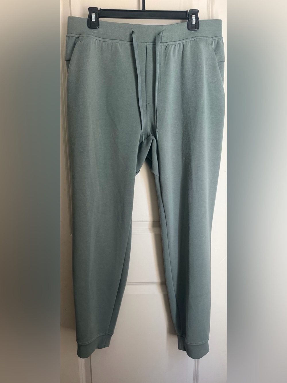 lululemon athletica Men's Sage Green Jogger Sweatpants XL sporty casual outdoors - Picture 1 of 10